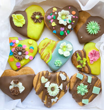 Load image into Gallery viewer, Pawty Biscuit Packs (x10)