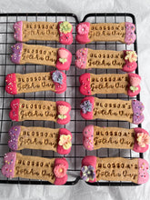 Load image into Gallery viewer, Pawty Biscuit Packs (x10)
