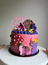 Load image into Gallery viewer, Gallery of Previous Custom cakes (2)
