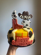 Load image into Gallery viewer, Gallery of Previous Custom cakes (2)
