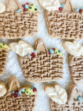 Load image into Gallery viewer, Hamper Biscuits
